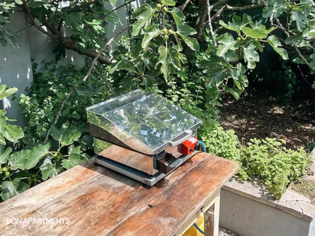 Huge Bbq Garden 2, Spacious Flat, Ac, Free Parking 2 Ljubljana Dış mekan fotoğraf